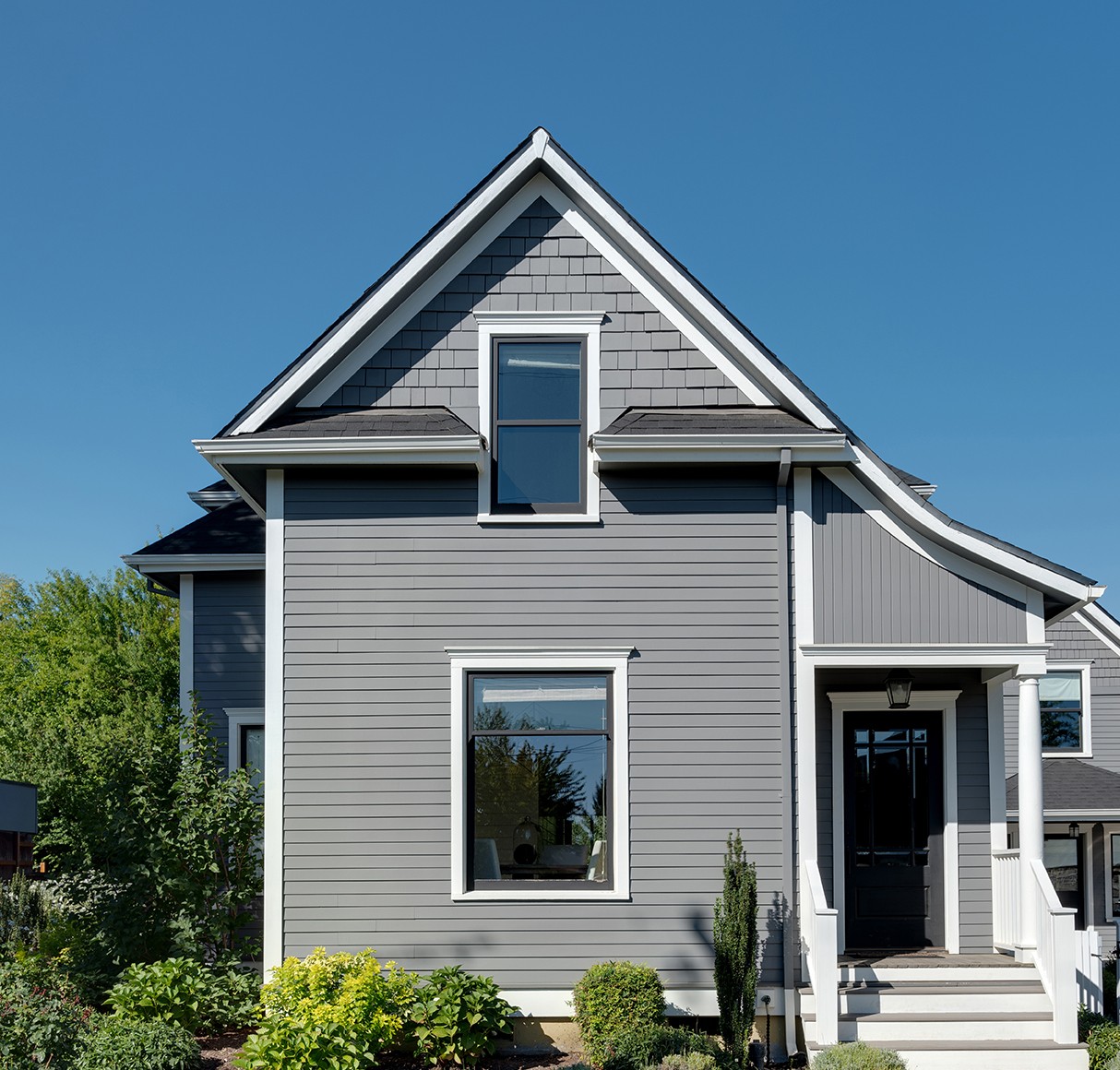 Connecticut siding replacement to increase home value and aesthetic appeal